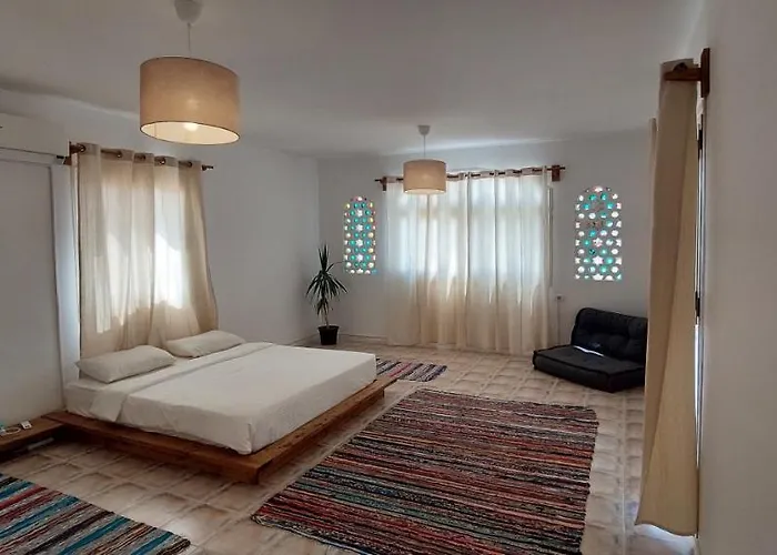 The White Villa