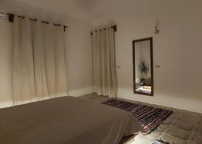 The White Villa
