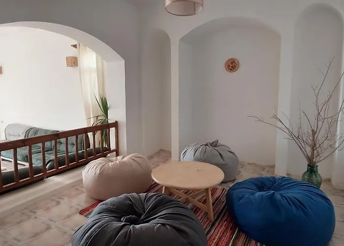 The White Villa