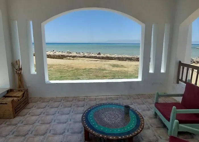 The White Villa *